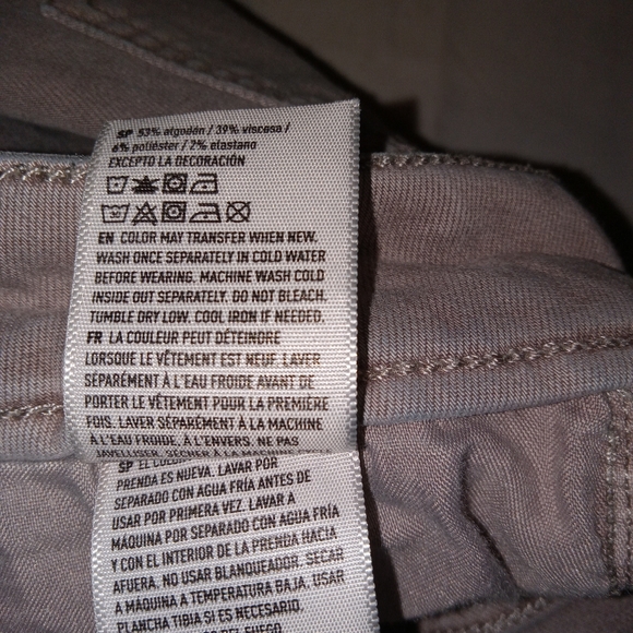 American Eagle Next Level Stretch Distressed Jeggings 12 - Picture 5 of 12